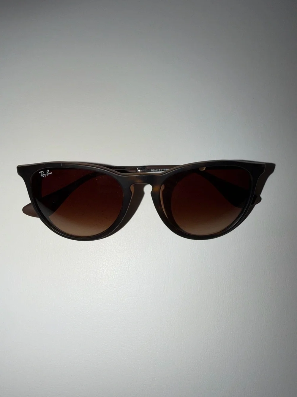 Ray-Ban Erika Brown Tortoiseshell Frame with Brown Gradient Lenses Havana